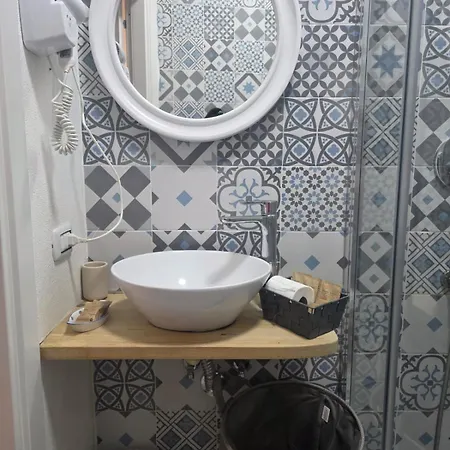 Quartino Napoletano 4* Napoli