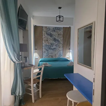 卡尔特诺纳普乐塔诺住宿加早餐旅馆 4* 那不勒斯